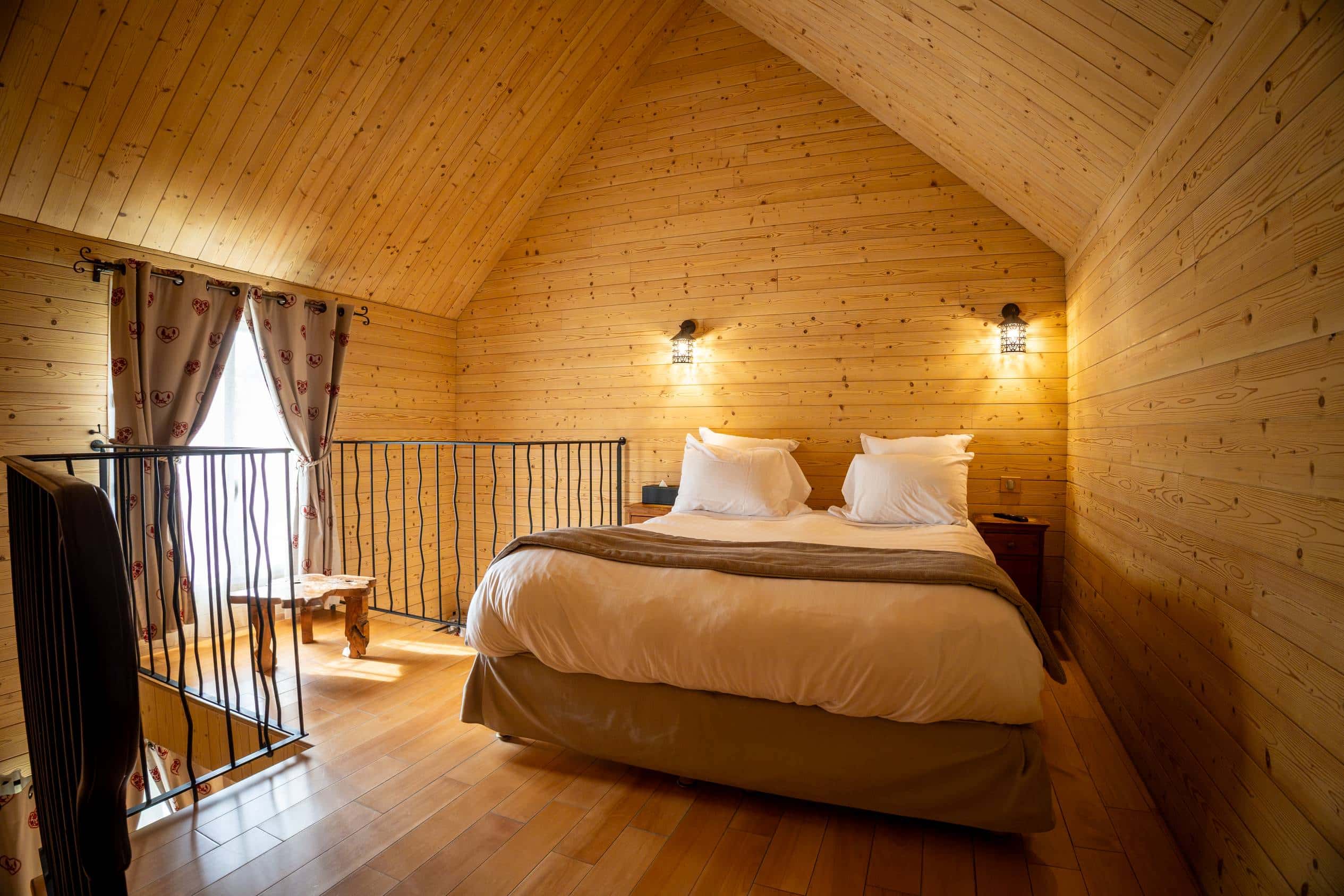 Chambre Chalet avec ambiance montagne et jacuzzi privatif proche de Paris