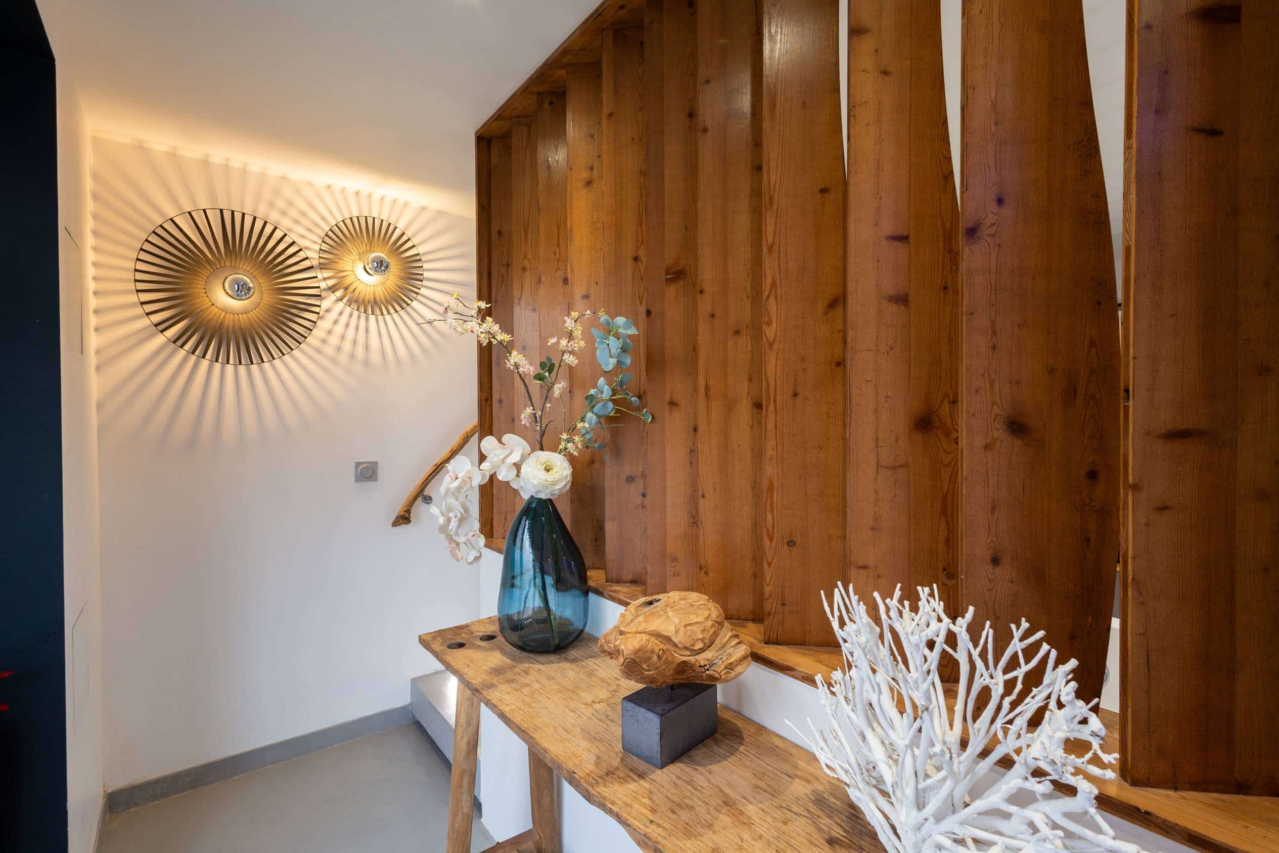 Suite en duplex avec jardin privatif et jacuzzi à l’ambiance méditerranéenne